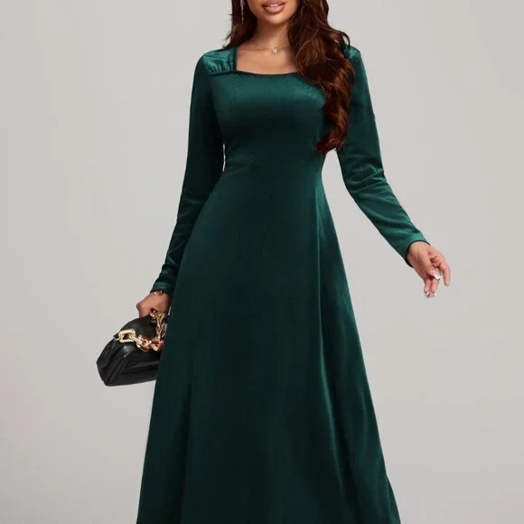 Square Neck Long Sleeve Velvet Dress - Picture 4 of 9